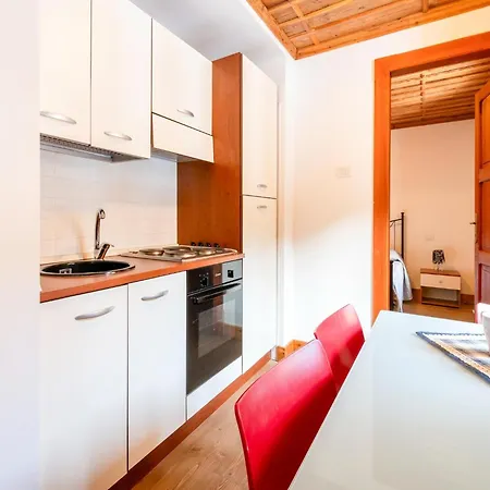Appartamento In The Historic Building, Con Aria Condizionata