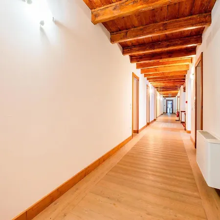 In The Historic Building, Con Aria Condizionata Daire *